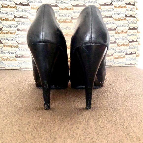 Michael Kors Shoes - Picture 5 of 6